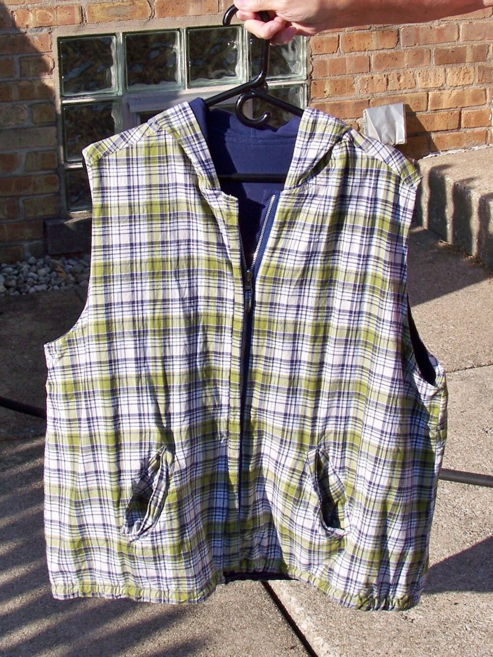 Andrew & Co Plus Women's Reversible Sleeveless Hoodie, Size 2X